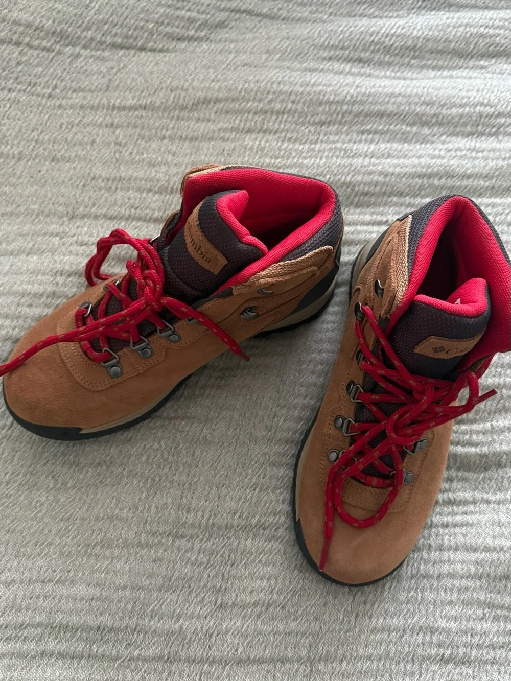 Columbia Brown Suede Hiking Boots with Red Accents
